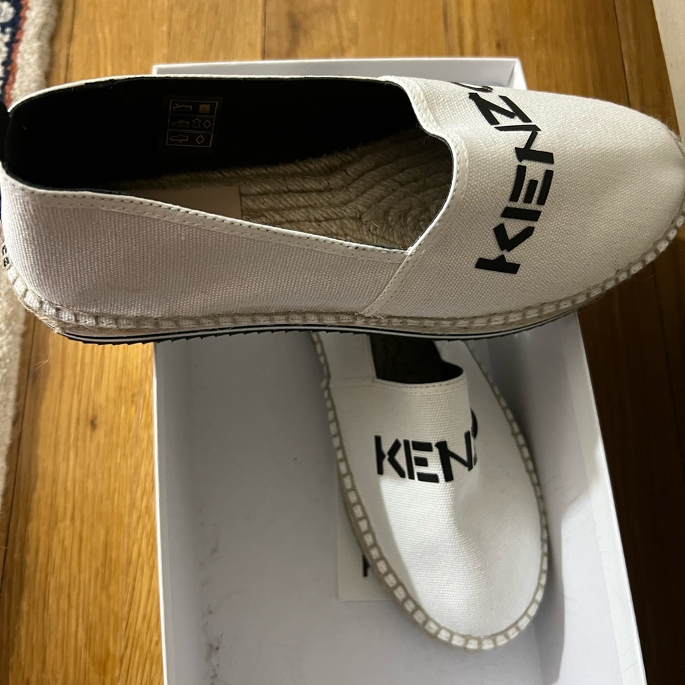 Brand new Kenzo white and black espadrille in box